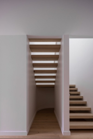 Prefinished Engineered Timber Stairs Paddington